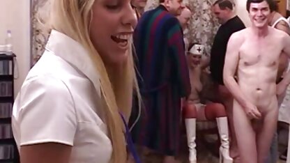 Apresentadora de TV sedutora do Homem local. porno qualidade hd
