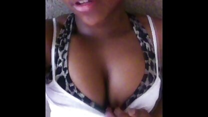 Busty Babe cumming pornor em 4k on delicious ass