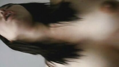 Rapariga do rabo sentada em cima da máquina do sexo imunda bruna ferraz hd porn