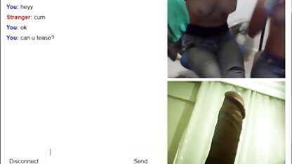Dona de casa cheia de trabalho a mostrar o corpo sem tirar as roupas fruta porno hd