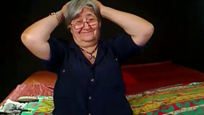 A pornor em 4k rapariga Chupa pilas por Dinheiro.