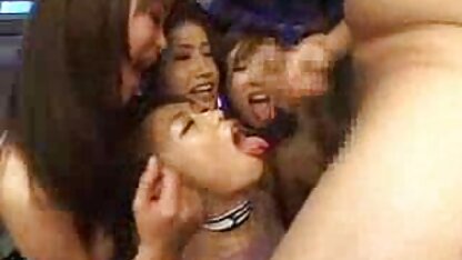 A Aliyah assistir filmes porno online em hd adora divertir-se na cozinha.