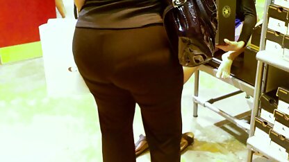 O marido peida a mulher no recto, rasgando-lhe collants videos de sexo em hd brasileiro pretos.