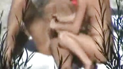 Mamilos Grandes video erotico hd Mães boné solo e batidos seios
