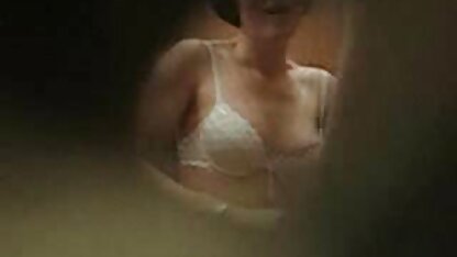 Um videos de sexo brasileiro em hd casal velho com marido no quarto.