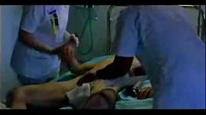 A mãe dos garçons De uniforme entregando-se aos donos o video de pono hd jovem na vagina