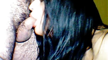 A mulher que foi morta assistir filmes porno online em hd numa meia de cancro à frente do marido.